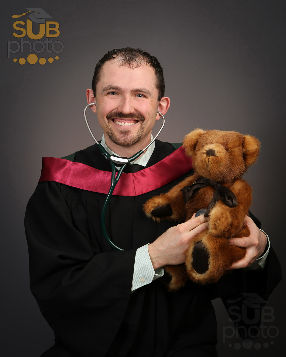 TEMPLATE_SchoolName Graduation Photo